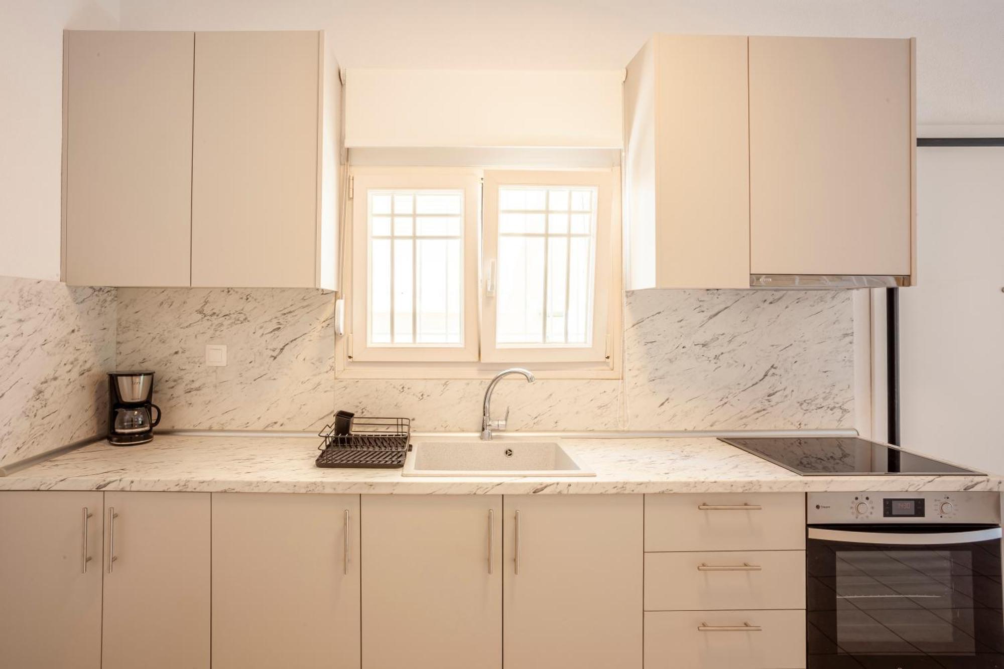 Aris Luxury Apartments 페프코초리 외부 사진