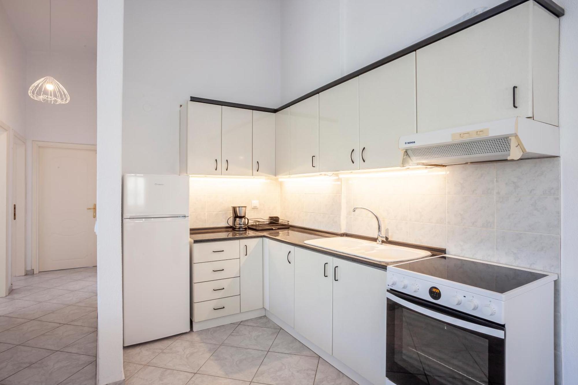 Aris Luxury Apartments 페프코초리 외부 사진