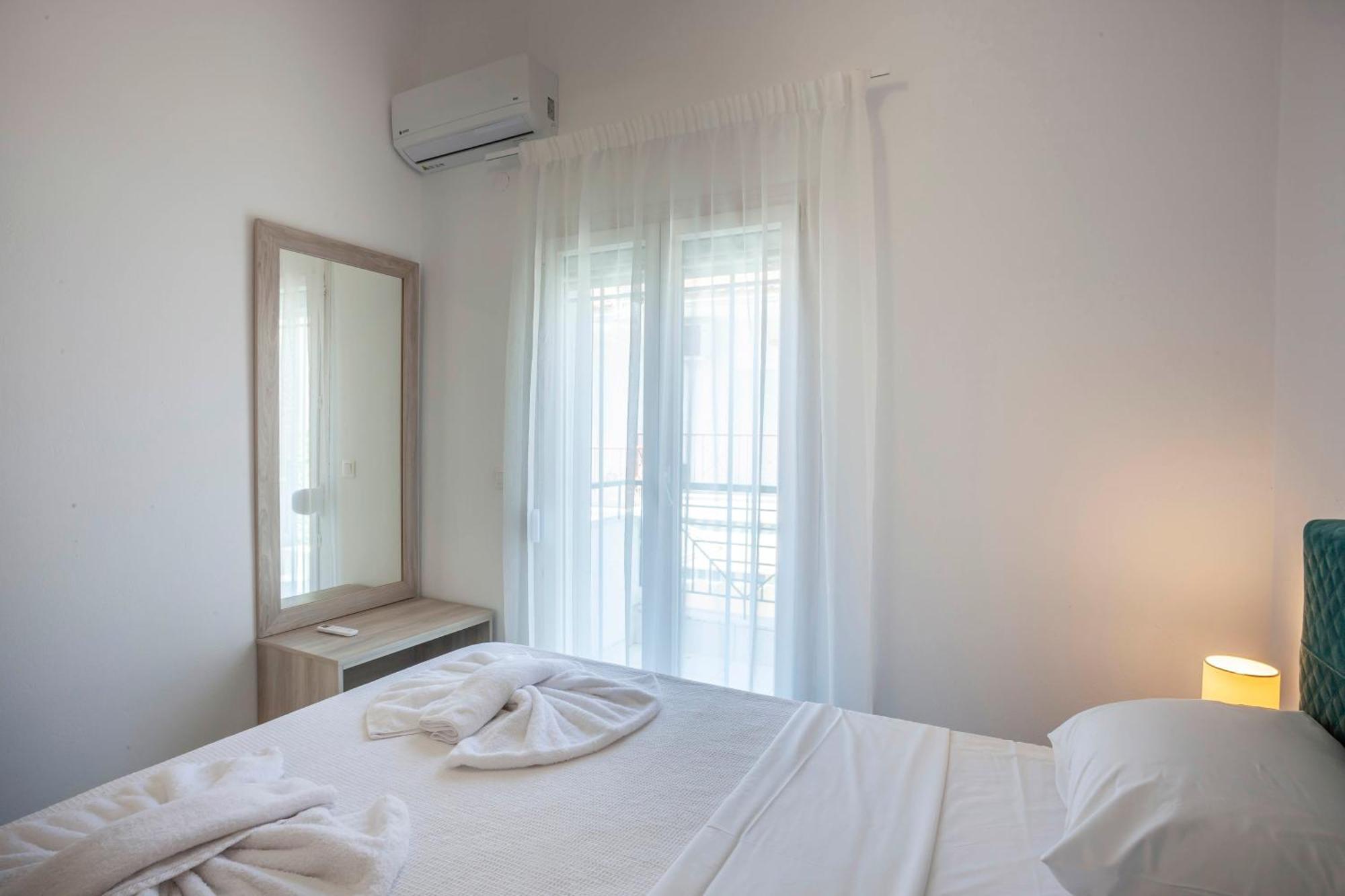 Aris Luxury Apartments 페프코초리 외부 사진