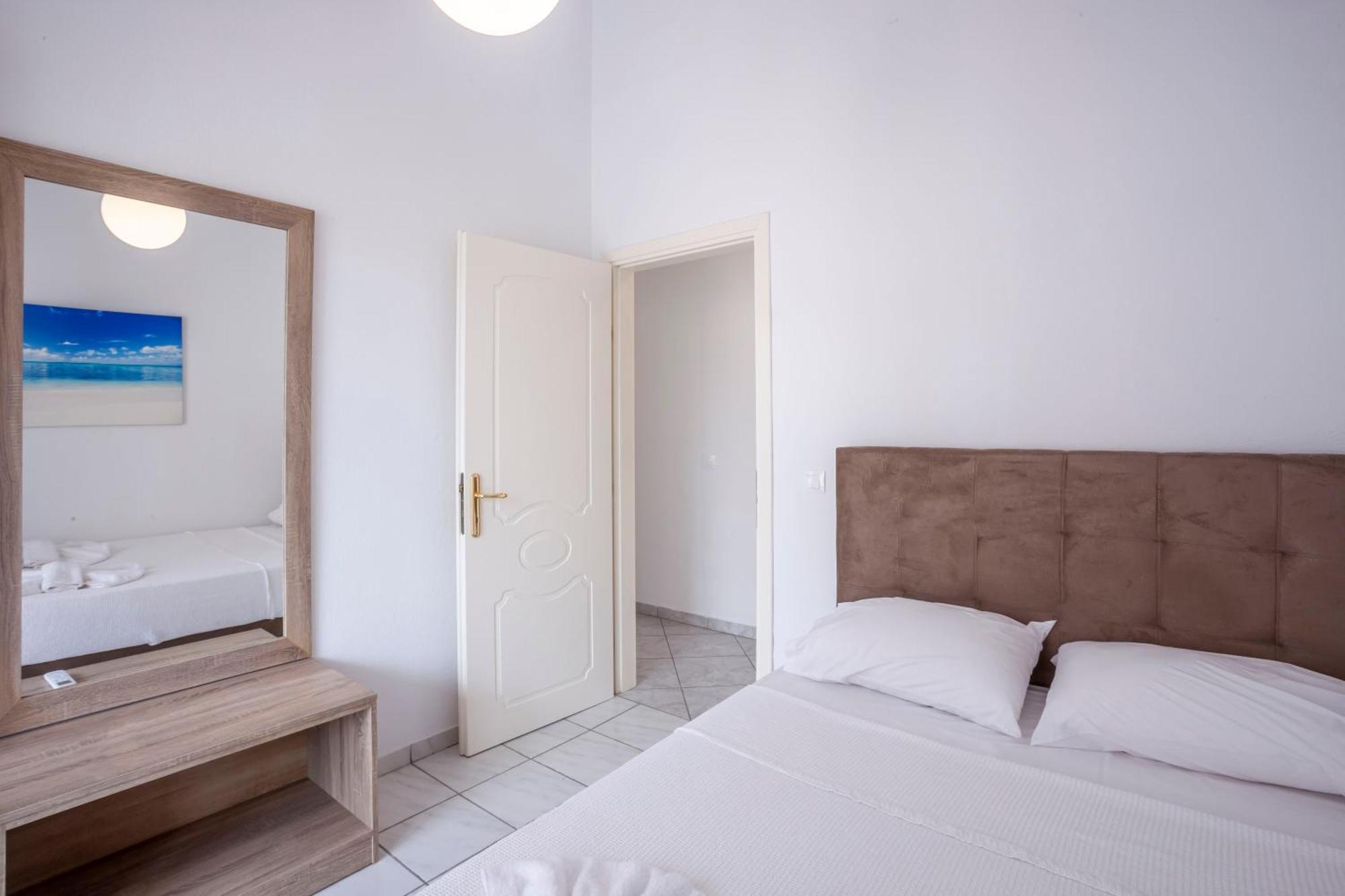 Aris Luxury Apartments 페프코초리 외부 사진